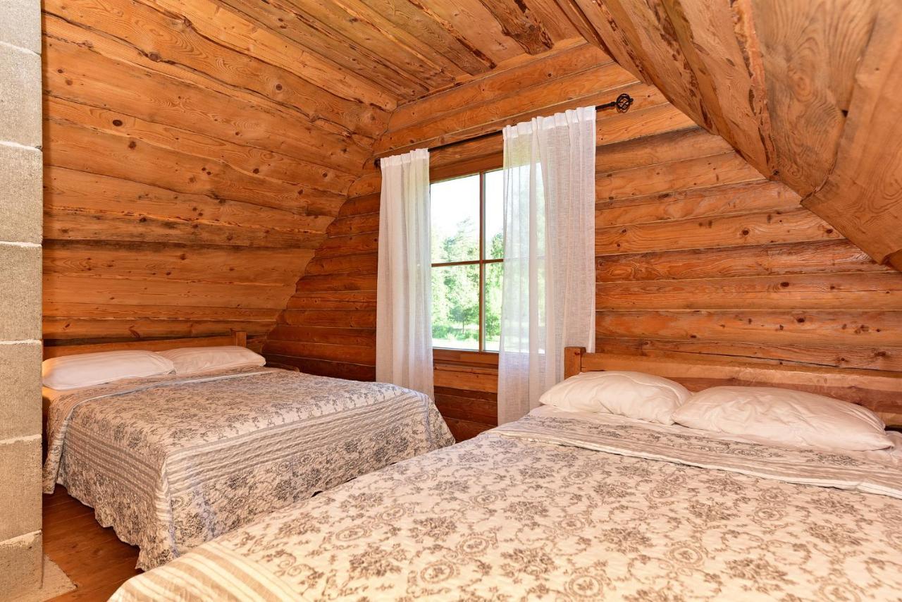 Vila Loreta - Namelis Su Pirtimi Dudoryne Extérieur photo